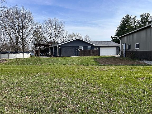 4th image of 428 Vance Dr