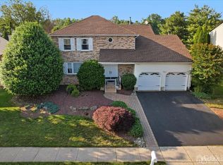 12 Princess Dr, North Brunswick, NJ 08902