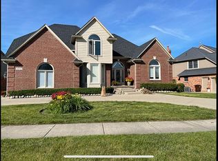 14514 Bournemuth Dr, Shelby Township, MI 48315