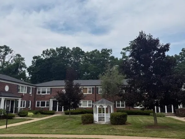 307 Pitney Pl #307, Morristown, NJ 07960