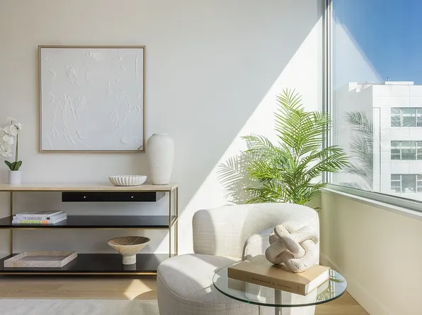 611 W 56th St #6A, New York, NY 10019