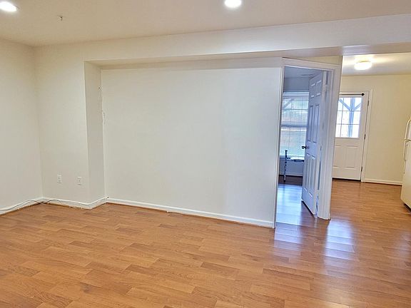 4th image of 21245 Bunyan Cir