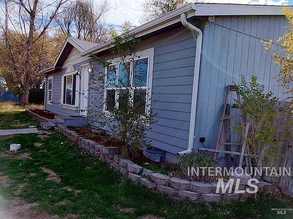 2nd image of 13735 SW Eisenhower Cir