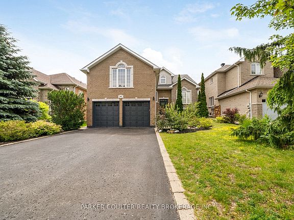 3rd image of 107 Cumming Dr