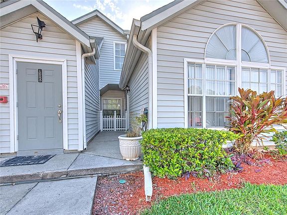 2nd image of 12241 Armenia Gables Cir #12241