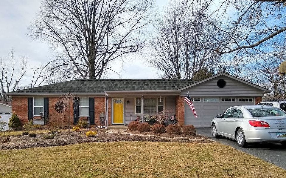 1st image of 3831 Crescent Dr