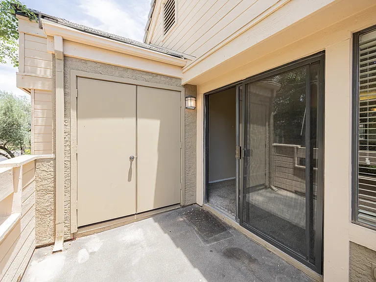 2035 S Elm St #223 — Photo 21
