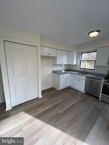 516 6th Ave, Lindenwold, NJ, 08021