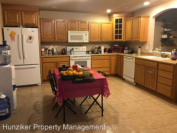 5th image of 2726 Northridge Ln