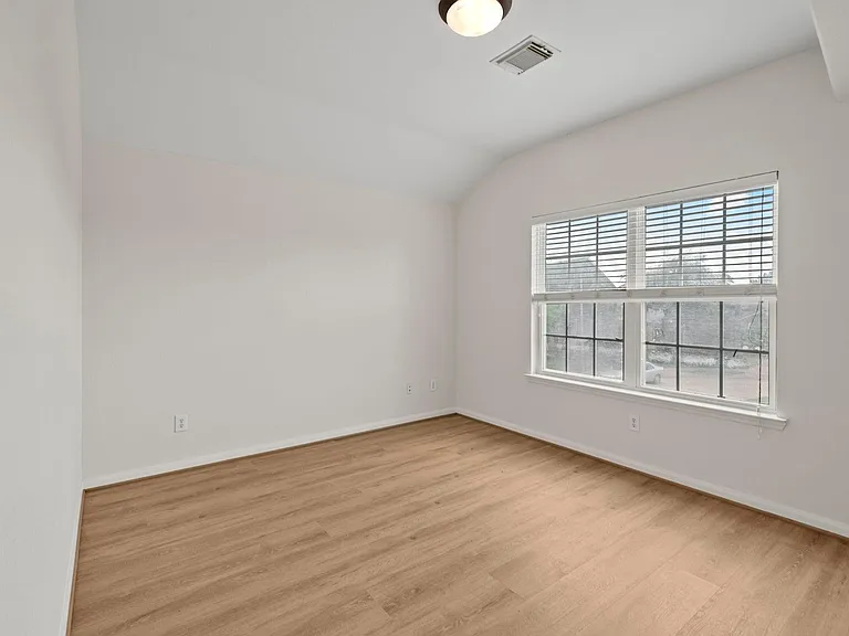 25210 Doves Gate Ct — Photo 29
