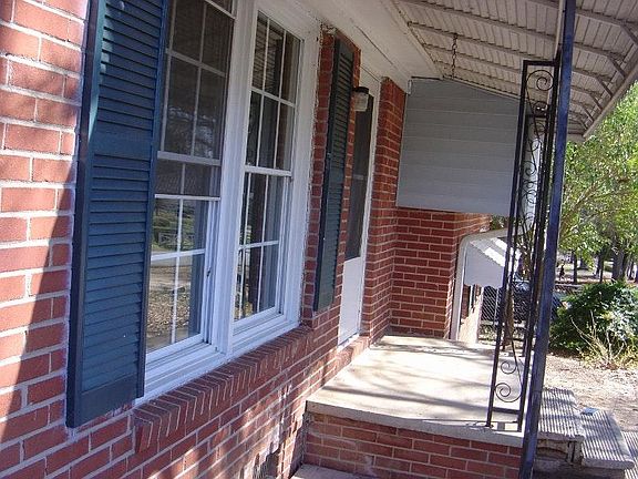 2nd image of 315 Sunnyglen Dr #315