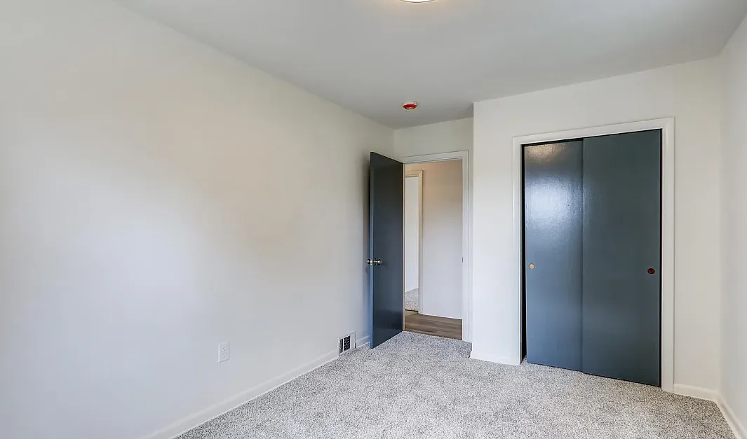 74 Parklea Drive - 1 — Photo 3