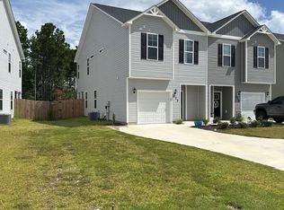 213 Shallowbag Bay Ln, Jacksonville, NC 28546