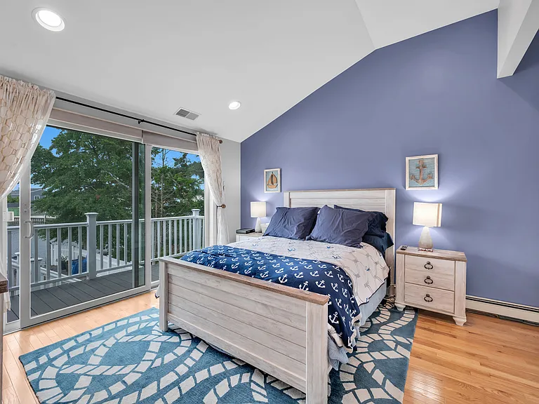 15 Seville Dr — Photo 27
