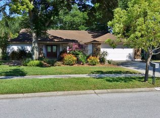 5022 Bridgeport Dr, Safety Harbor, FL 34695