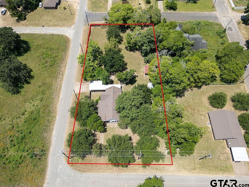 1st image of 211 S Olive St