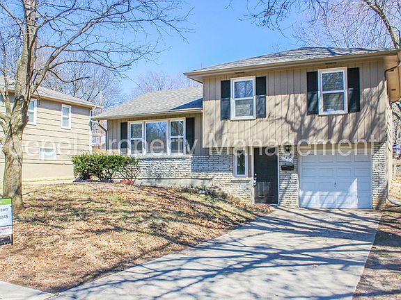 2nd image of 9401 Richmond Ave