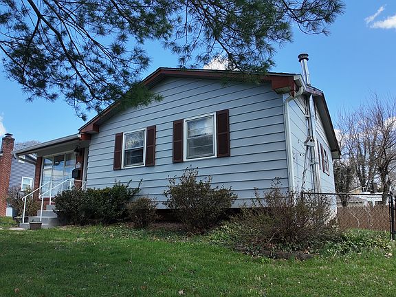2nd image of 4419 Renn St