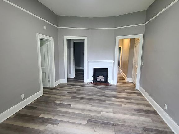 3rd image of 318 Mentor Ave APT 1