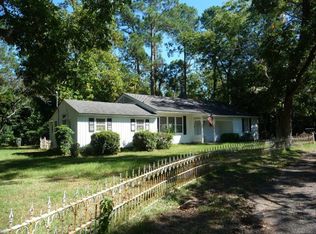 1102 Gaskin Ave N, Douglas, GA 31533