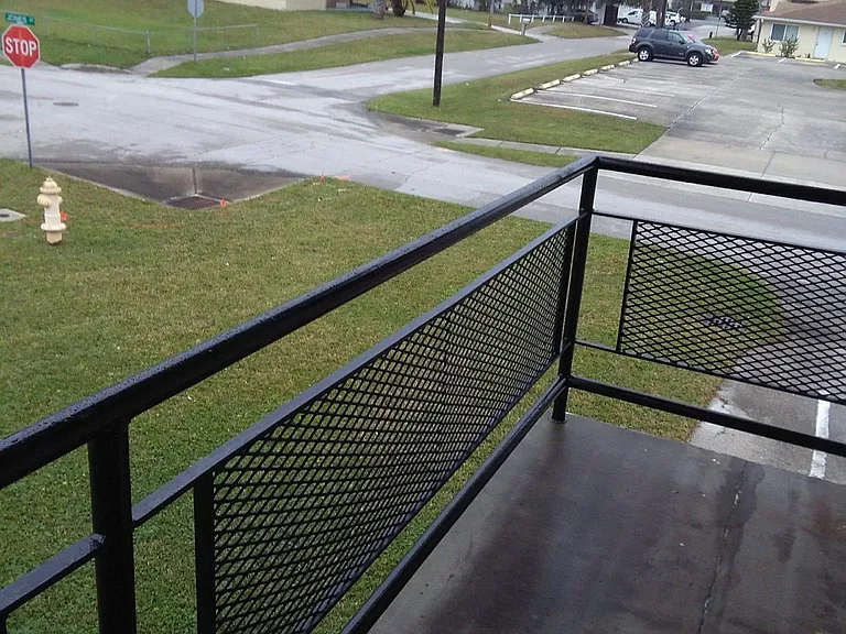 333 Orange Blossom Dr #E — Photo 5