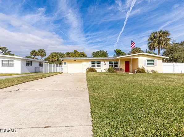 335 Warwick Ave, Ormond Beach, FL 32174