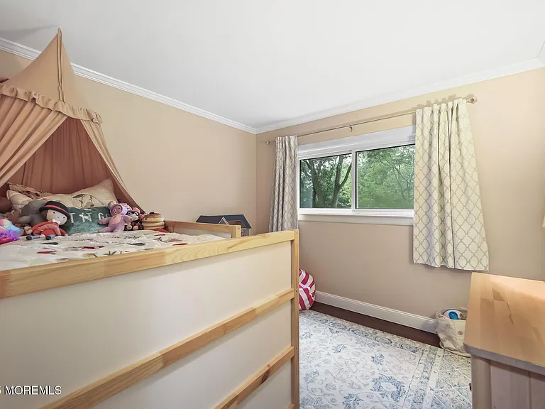 13 Woodland Rd — Photo 22