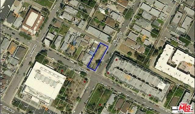 2nd image of 1401 W Court St