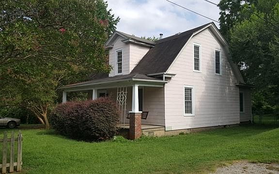 2nd image of 911 Haywood St