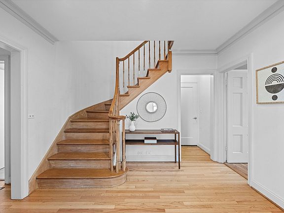 3rd image of 1177 Wade St