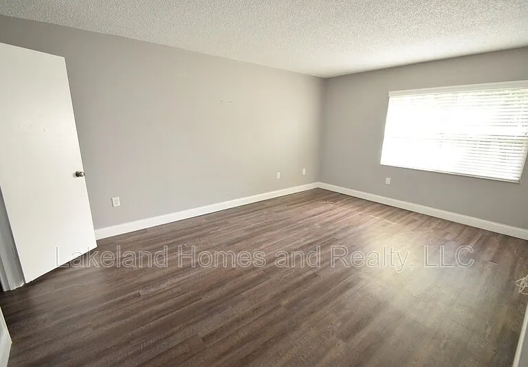 1005 S New York Ave #4 — Photo 6