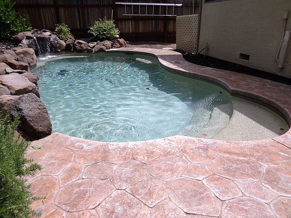 3rd image of 5917 Oxford Glen Pl
