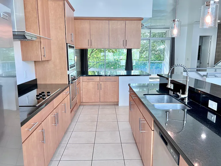 378 S Farmer Ave #378 — Photo 21