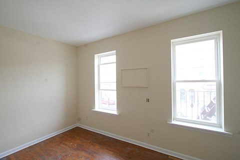 4th image of 39-39 47th Ave #4