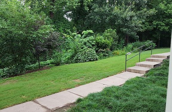 3rd image of 1445 Monroe Dr NE #B1