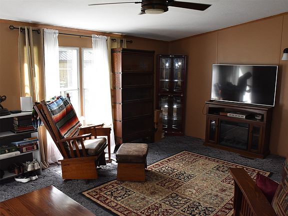 5th image of 12394 Robinson Rd
