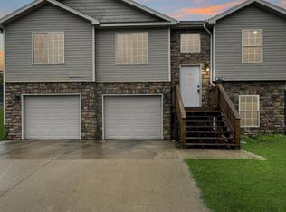 19452 Laveille Rd, Waynesville, MO 65583