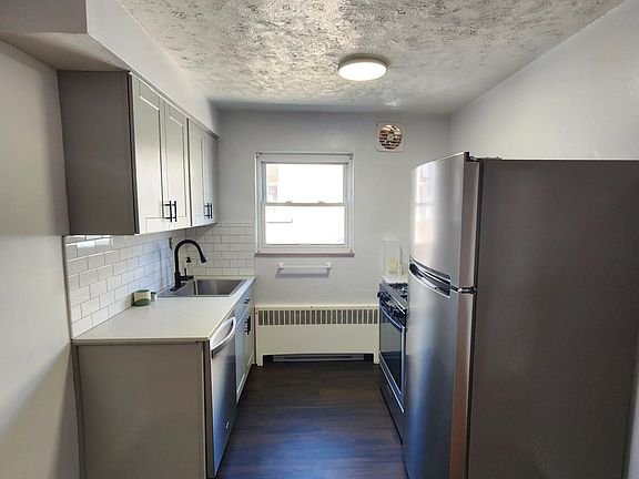 2nd image of 4257 Fergus St #3