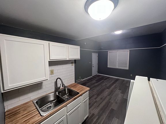3rd image of 430 Case Ave APT 2