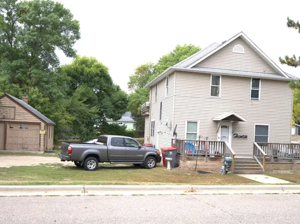 1202 Elm St, Alexandria, MN 56308