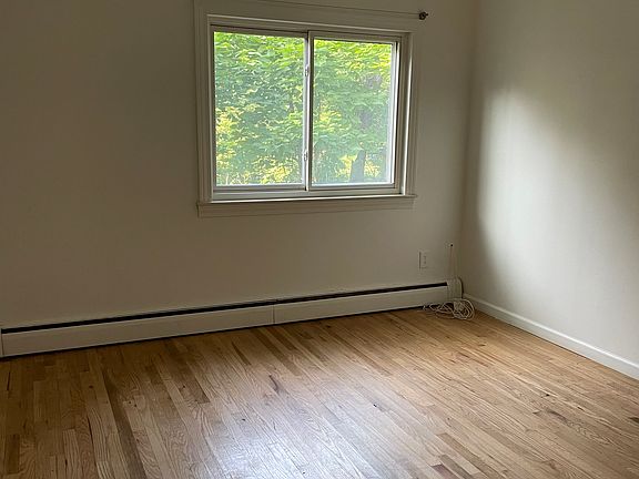 4th image of 110 Allen Dr Floor 1