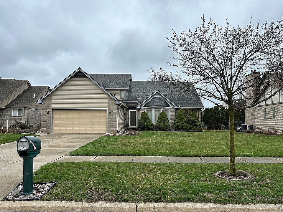 12857 Jasmine Ct, Sterling Heights, MI 48313 | Zillow