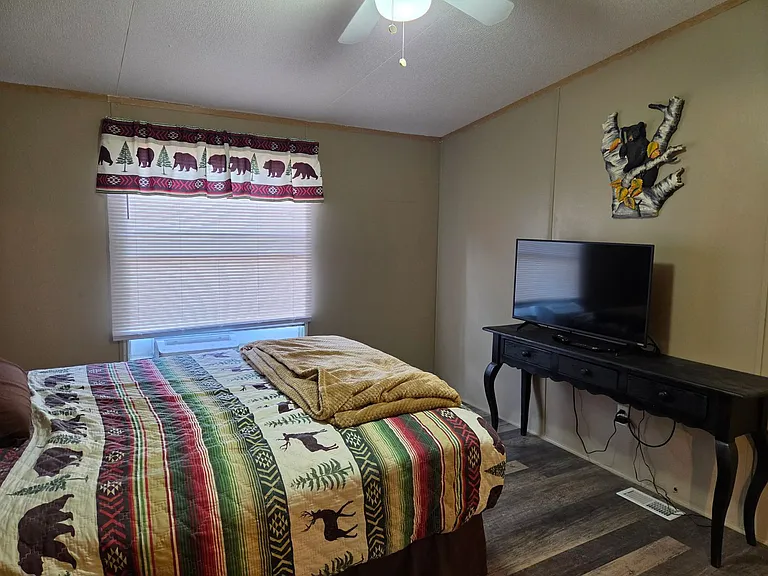 112 Pine Knot Trl — Photo 8