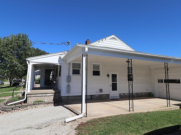 4th image of 907 N Main St