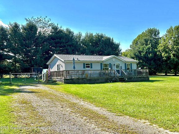 2nd image of 3276 Lyons Rd