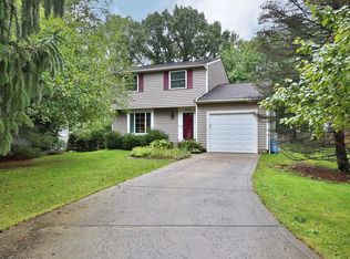 7325 Schoolcraft Ln, Columbus, OH 43235