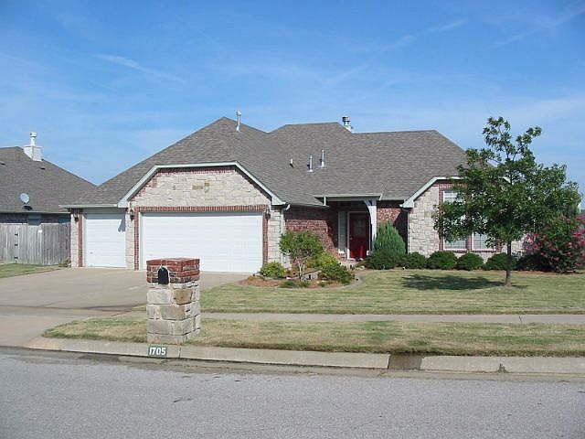 One level built in 1999