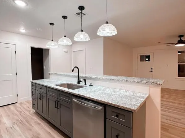 306 N Roney St, Carl Junction, MO 64834