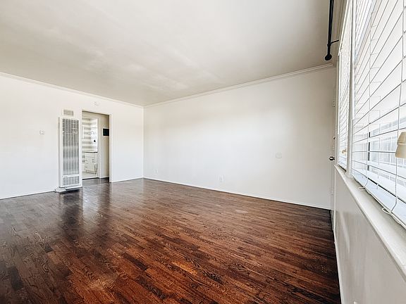 2nd image of 17915 Crenshaw Blvd APT 4