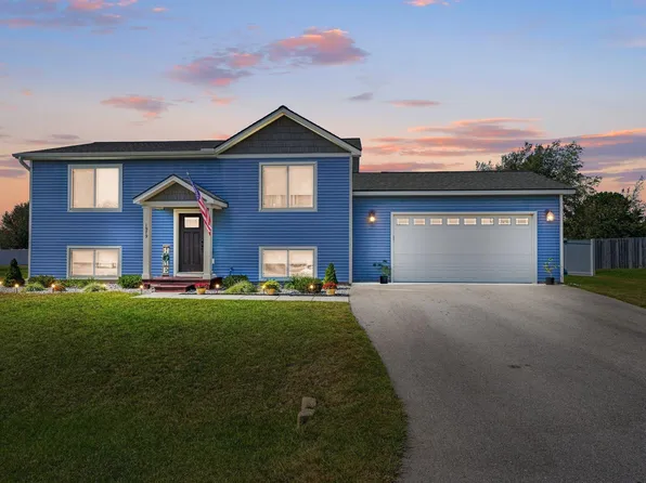 1979 Hansen Cir, Traverse City, MI 49685